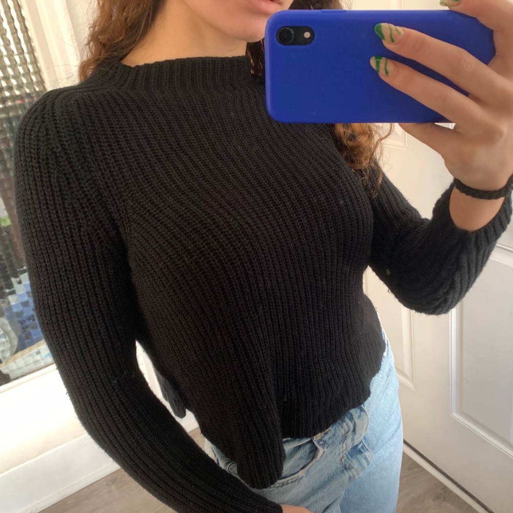 black mock-neck knit cropped sweater